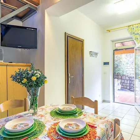 Διαμέρισμα Simona Giardino *