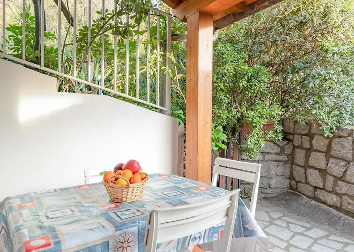 Simona Giardino Apartment Fetovaia